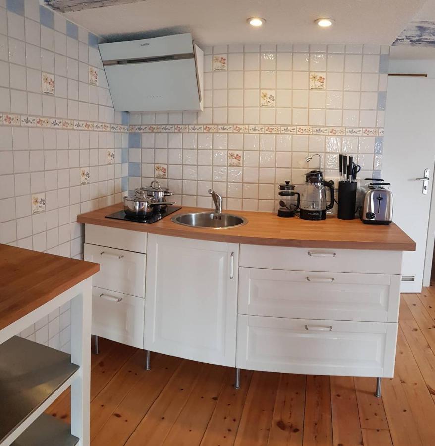 Hering Fewo II Apartment Balcony Wiek auf Rügen Eksteriør billede